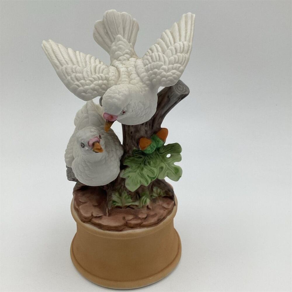 Vintage‎ Shafford Porcelain Love Birds Musical Figurine 8" White